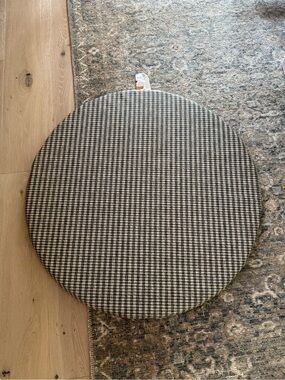 Gathre Round Padded Mini Mat in Houndstooth